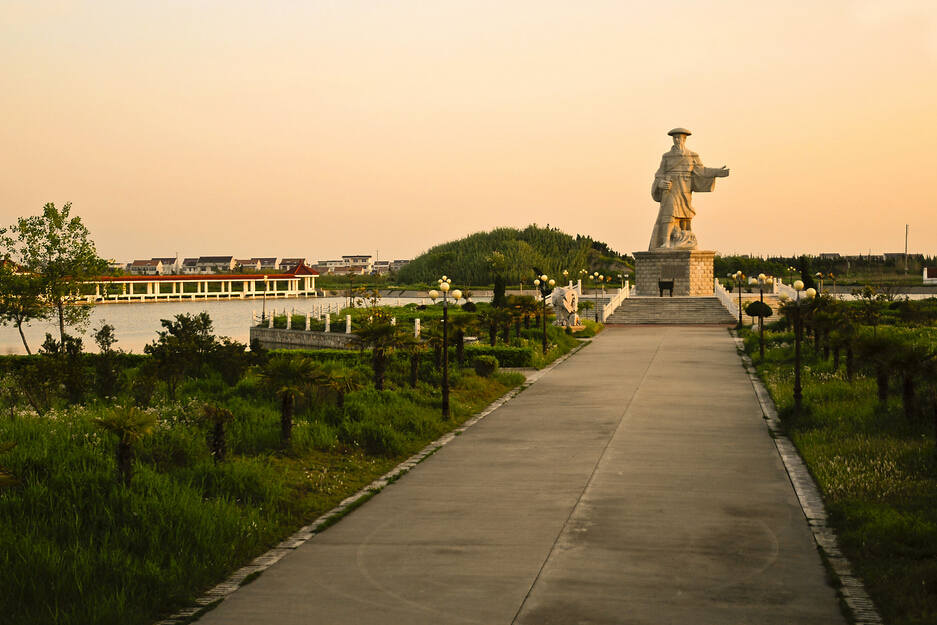 圆陀角风景区