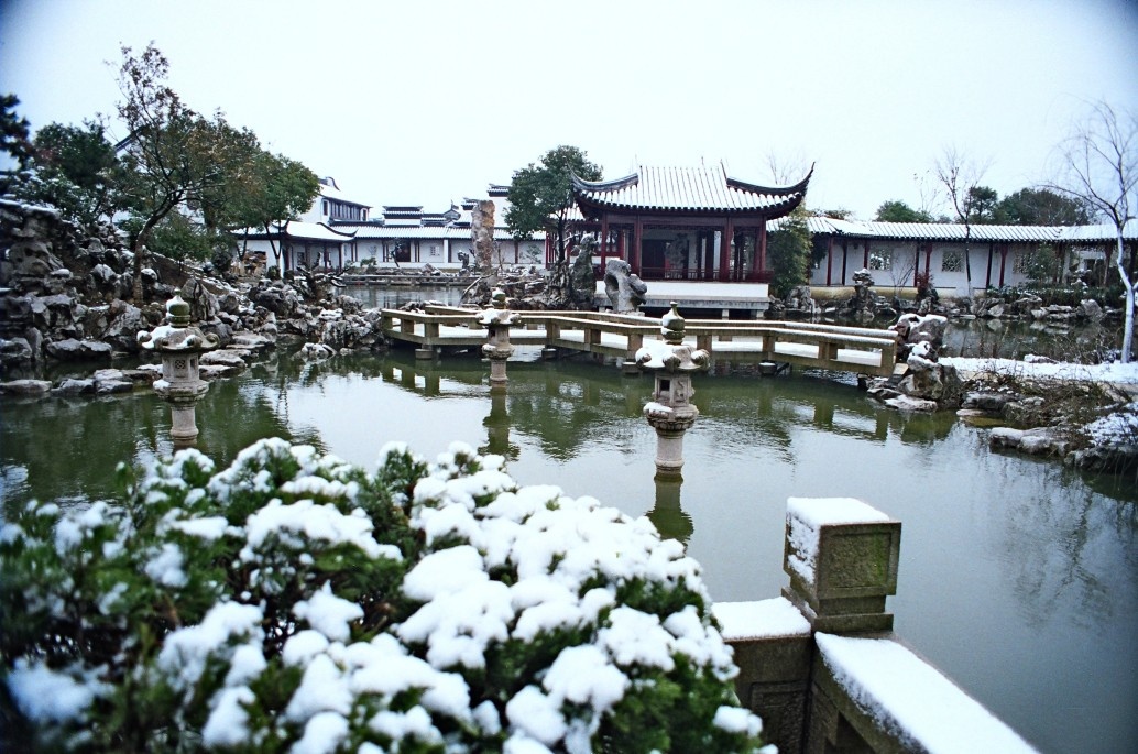 0000-54静思园雪景.jpg